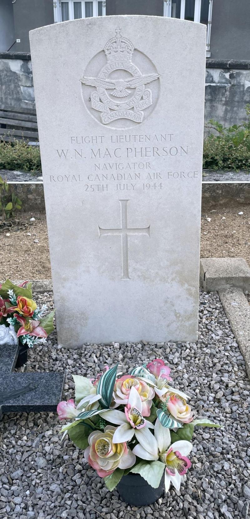 Grave w n mac pherson